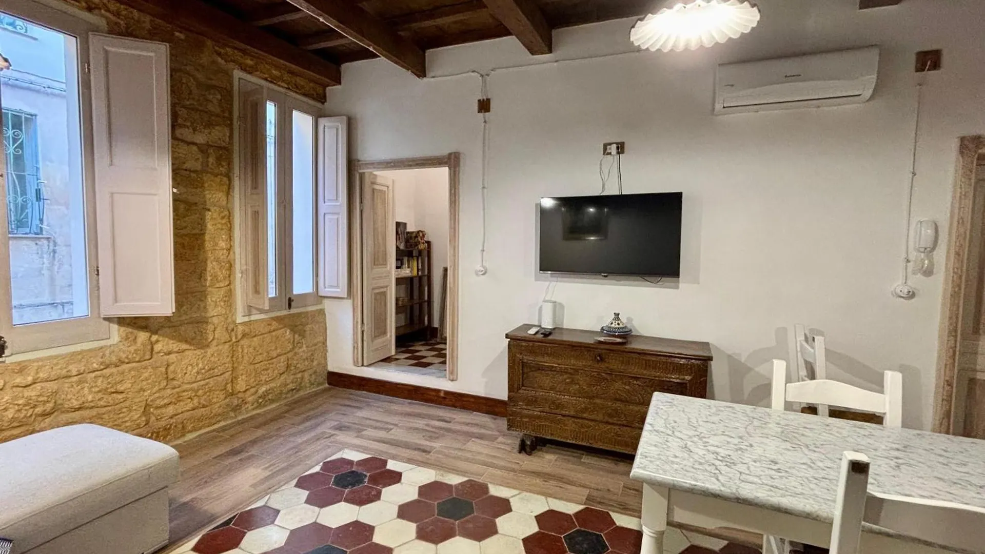 Elegant & Rustic Apartment - Piazza Castello Sassari Olaszország